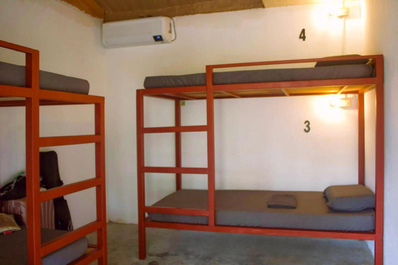 See-Kee-Hor Cafe And Hostel Siquijor Exterior photo